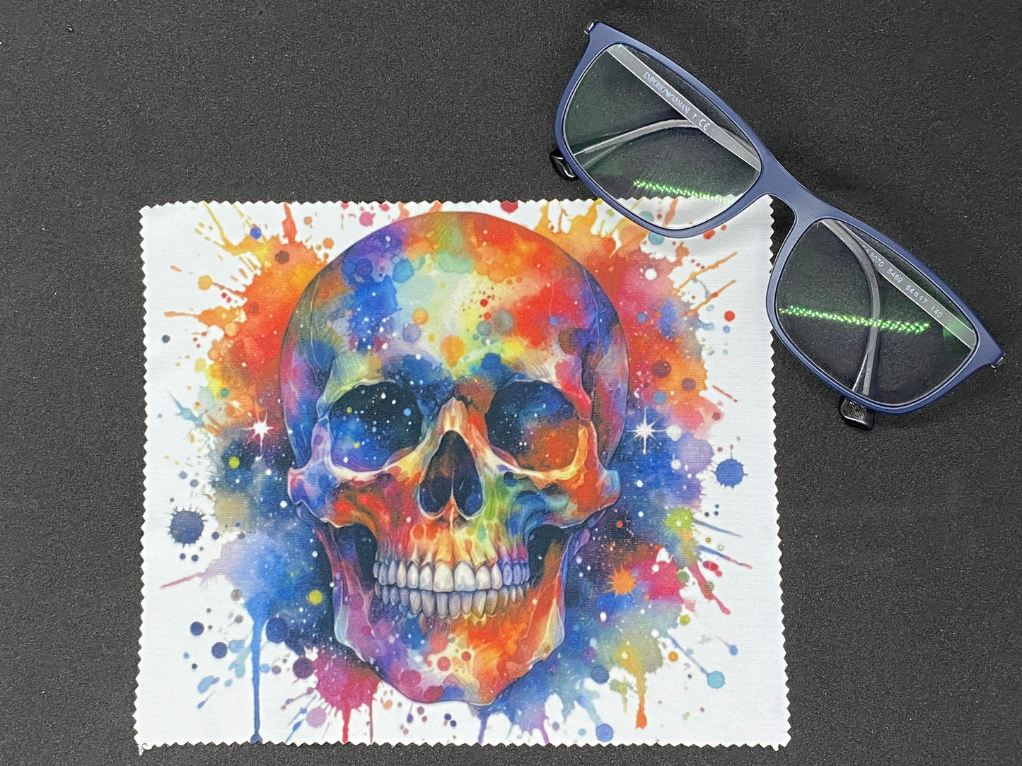 Microfiber cloth for screen and glasses "Multicolored skull"