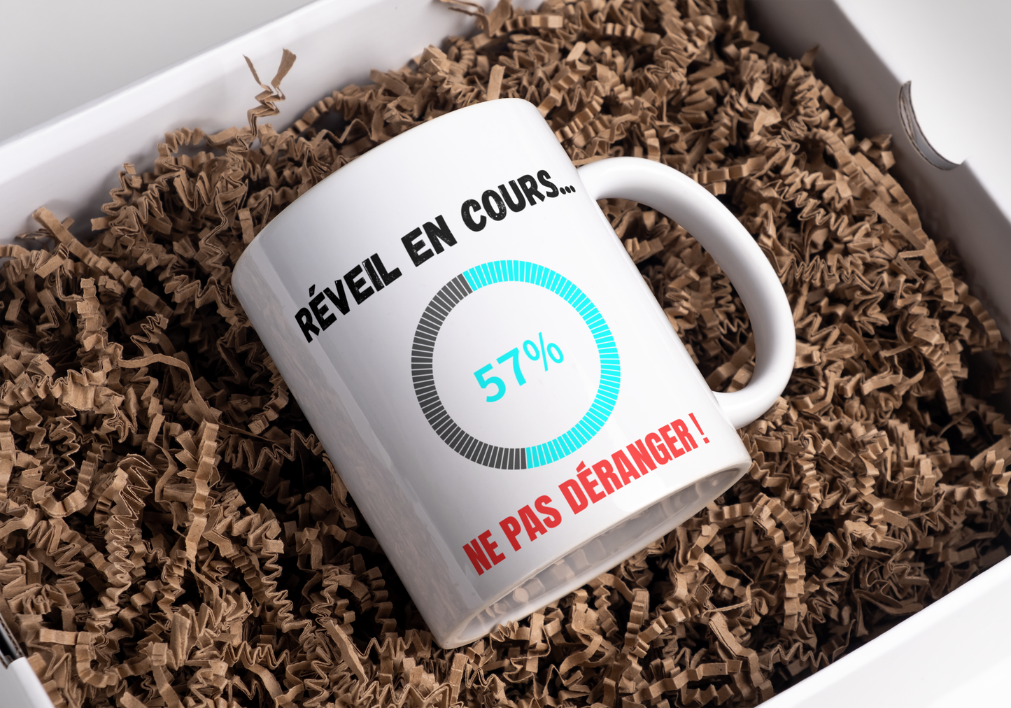 Humorvolle Tasse „Aufwachen läuft..., bitte nicht stören!“