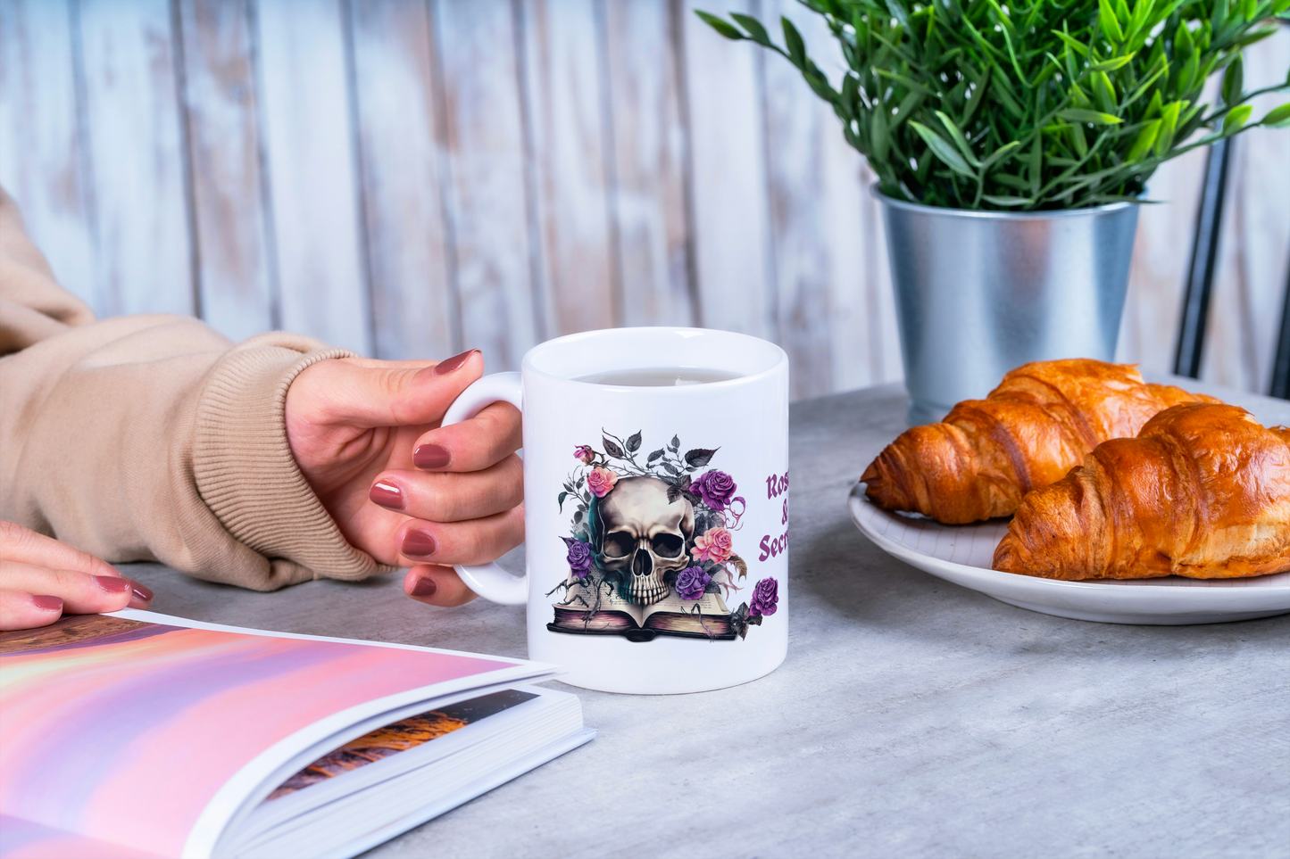 Mug Gothique Roses & Secrets Crâne Floral Original (A&C My Créa)
